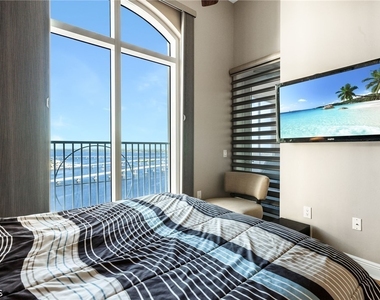 2745 1st Street - Photo Thumbnail 7