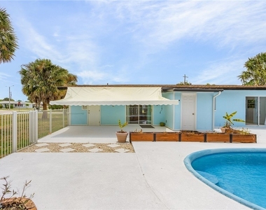 5251 Tower Drive - Photo Thumbnail 27
