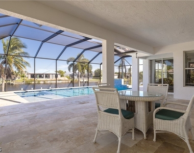 3101 Sw 26th Place - Photo Thumbnail 16