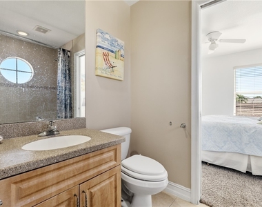 3101 Sw 26th Place - Photo Thumbnail 30