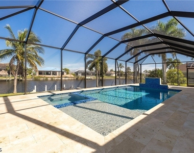 3101 Sw 26th Place - Photo Thumbnail 11
