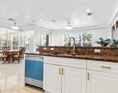 3101 Sw 26th Place - Photo Thumbnail 42