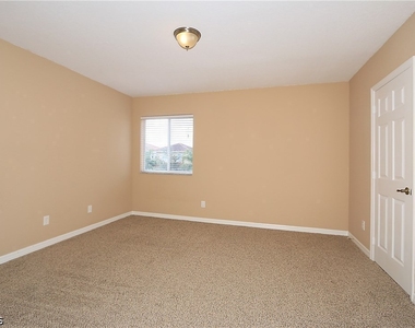 17007 Tremont Street - Photo Thumbnail 16