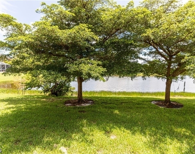 17007 Tremont Street - Photo Thumbnail 5