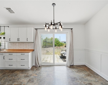 18 Nw 26th Terrace - Photo Thumbnail 8