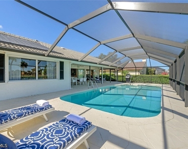 239 Torrey Pines Point - Photo Thumbnail 7