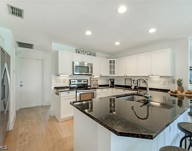 239 Torrey Pines Point - Photo Thumbnail 22