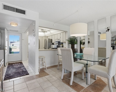 1086 Forest Lakes Drive - Photo Thumbnail 5