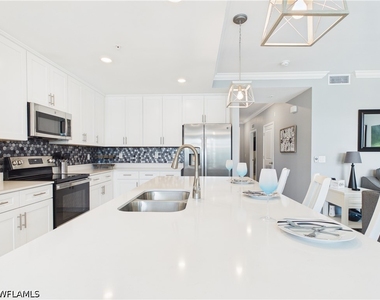 6034 National Boulevard - Photo Thumbnail 5