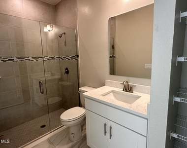 607 Clearwater Avenue - Photo Thumbnail 22