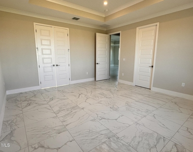 607 Clearwater Avenue - Photo Thumbnail 13