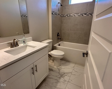 607 Clearwater Avenue - Photo Thumbnail 20