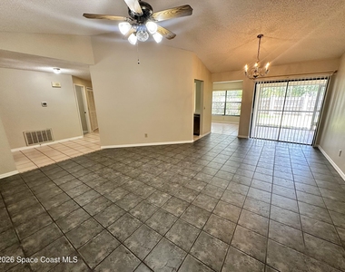 2544 Park Place Boulevard - Photo Thumbnail 3