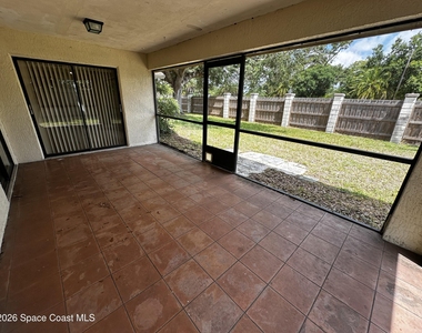 2544 Park Place Boulevard - Photo Thumbnail 13