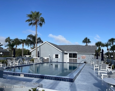 1495 Malibu Circle Ne - Photo Thumbnail 8