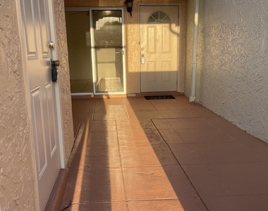 1495 Malibu Circle Ne - Photo Thumbnail 10
