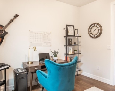 13877 Carlow Park Drive - Photo Thumbnail 7