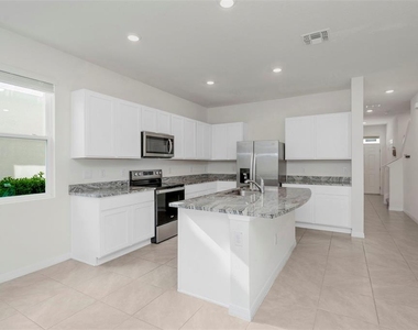 17226 Amber Aspen Way - Photo Thumbnail 4