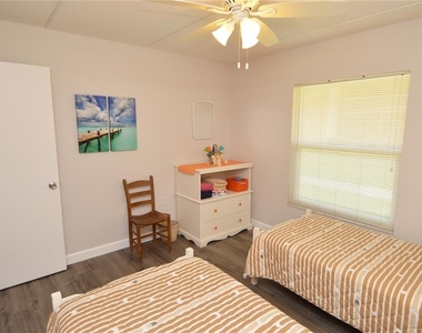 12760 Indian Rocks Road - Photo Thumbnail 36