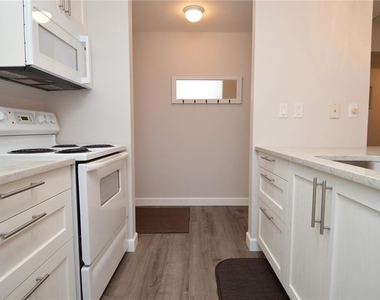 12760 Indian Rocks Road - Photo Thumbnail 10