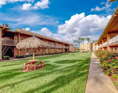 12760 Indian Rocks Road - Photo Thumbnail 40