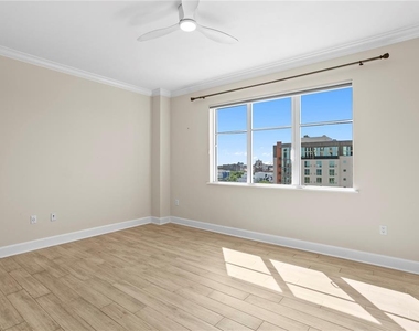 300 Beach Drive Ne - Photo Thumbnail 23