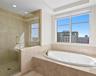 300 Beach Drive Ne - Photo Thumbnail 32