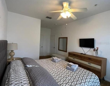 8100 Princess Palm Lane - Photo Thumbnail 15