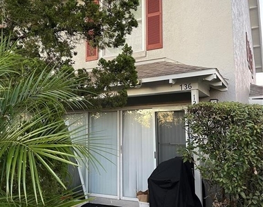 1222 Villa Lane - Photo Thumbnail 1