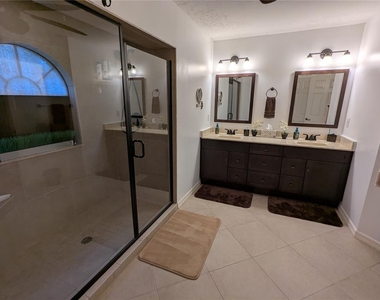 8930 Se 17th Court - Photo Thumbnail 17