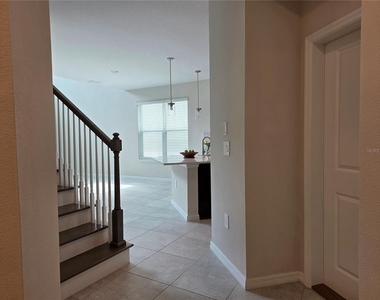 2865 High Pointe Street - Photo Thumbnail 7