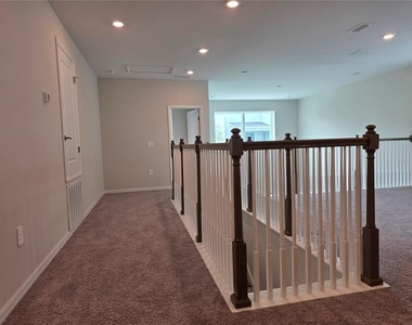 2865 High Pointe Street - Photo Thumbnail 40