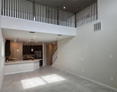 2865 High Pointe Street - Photo Thumbnail 11