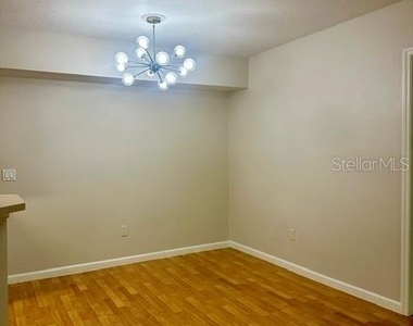 725 Crest Pines Drive - Photo Thumbnail 2