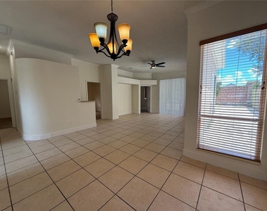 14457 Mandolin Drive - Photo Thumbnail 7
