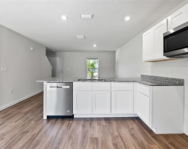 612 Linnet Ct - Photo Thumbnail 7