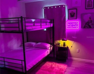 370 Hand Ave - Photo Thumbnail 2
