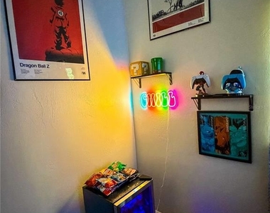 370 Hand Ave - Photo Thumbnail 15