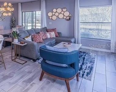 260 Evertree Loop - Photo Thumbnail 5