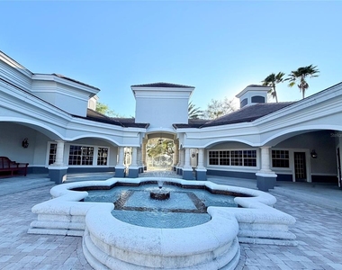 13827 Fairway Island Drive - Photo Thumbnail 24