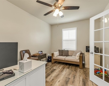 7177 W Lenox Circle - Photo Thumbnail 15