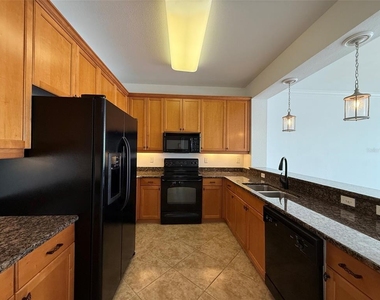 5116 Melbourne Street - Photo Thumbnail 11