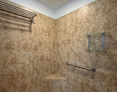 5116 Melbourne Street - Photo Thumbnail 18
