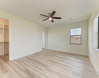 8969 Bernini Place - Photo Thumbnail 17
