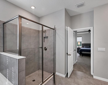 17605 Cantarina Cove - Photo Thumbnail 21