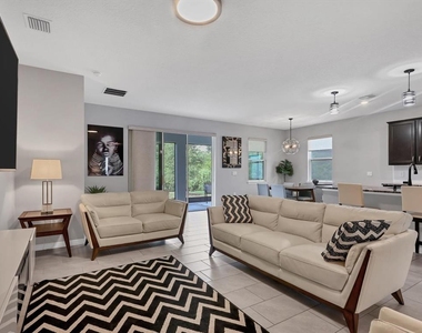 17605 Cantarina Cove - Photo Thumbnail 9