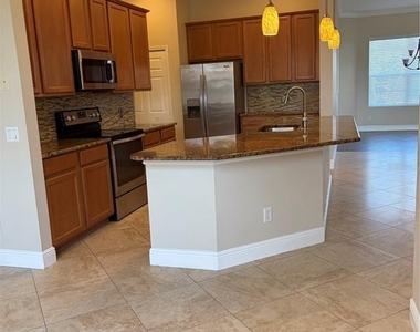 7779 Arolla Pine Boulevard - Photo Thumbnail 10