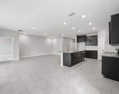 5719 Woodland Sage Drive - Photo Thumbnail 10