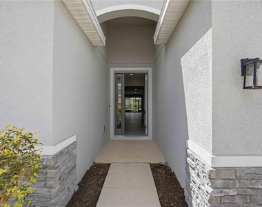 5719 Woodland Sage Drive - Photo Thumbnail 3