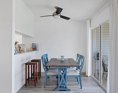 3607 E Bay Drive - Photo Thumbnail 14